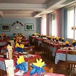 St. Raphael Отель