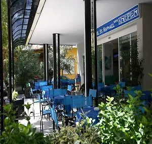St. Raphael מלון 3*